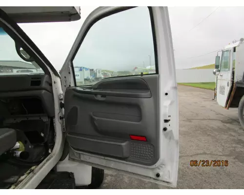 FORD F650SD (SUPER DUTY) 1999-2007 DOOR ASSEMBLY, FRONT