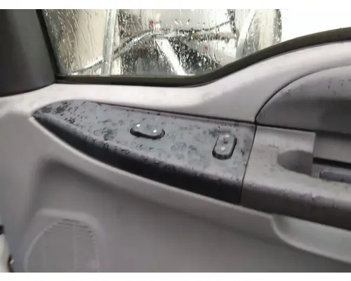 FORD F650SD (SUPER DUTY) 2008-2016 DOOR ASSEMBLY, FRONT