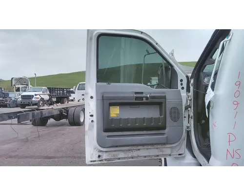 FORD F650SD (SUPER DUTY) 2008-2016 DOOR ASSEMBLY, FRONT
