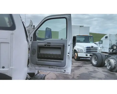 FORD F650SD (SUPER DUTY) 2017-2025 DOOR ASSEMBLY, FRONT