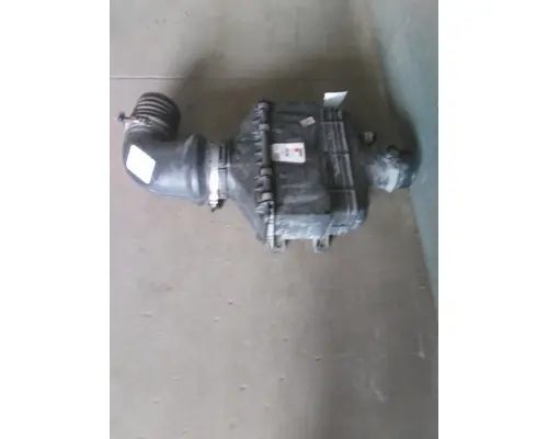 FORD F650SD (SUPER DUTY) AIR CLEANER