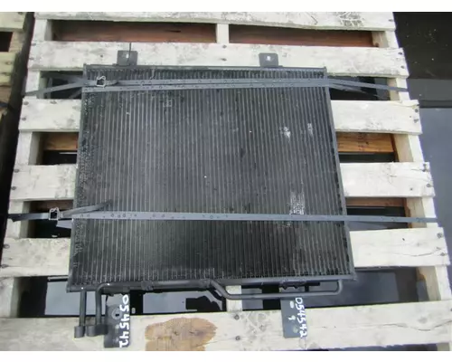 FORD F650SD (SUPER DUTY) AIR CONDITIONER CONDENSER