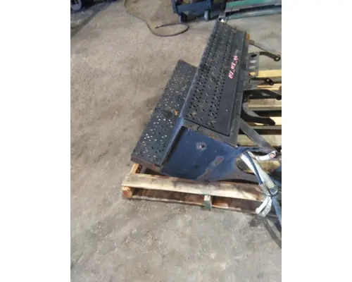 FORD F650SD (SUPER DUTY) BATTERY BOX