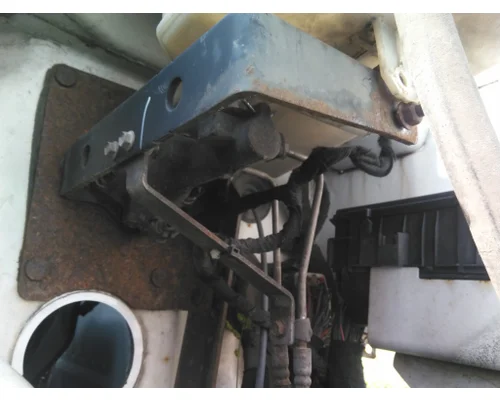 FORD F650SD (SUPER DUTY) BRAKE MASTER CYLINDER