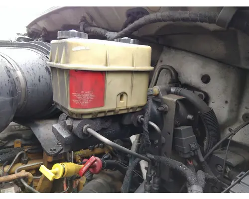FORD F650SD (SUPER DUTY) BRAKE MASTER CYLINDER