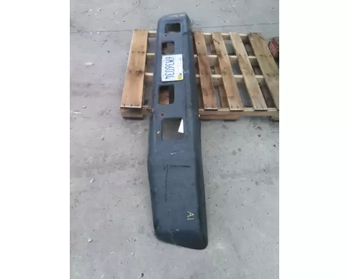 FORD F650SD (SUPER DUTY) BUMPER ASSEMBLY, FRONT