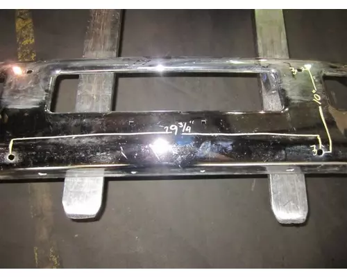 FORD F650SD (SUPER DUTY) BUMPER ASSEMBLY, FRONT