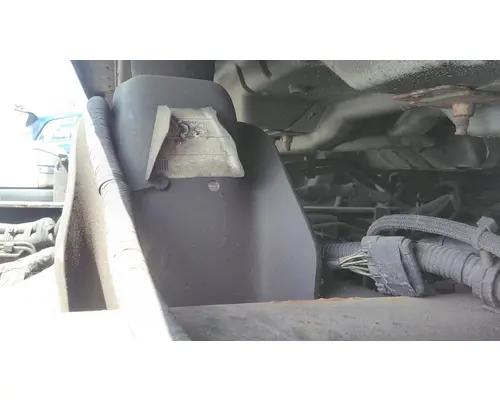FORD F650SD (SUPER DUTY) CAB MOUNT,BRACKET