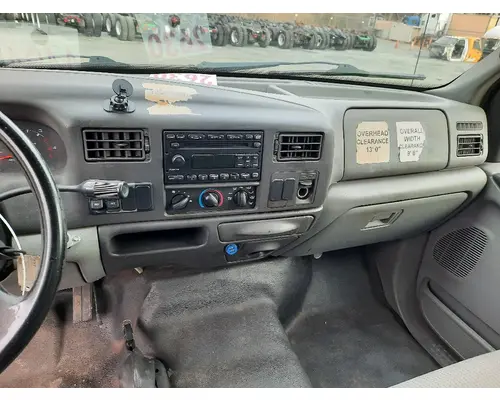 FORD F650SD (SUPER DUTY) CAB