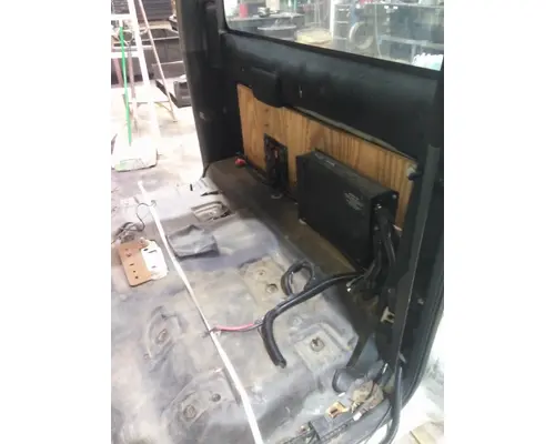 FORD F650SD (SUPER DUTY) CAB