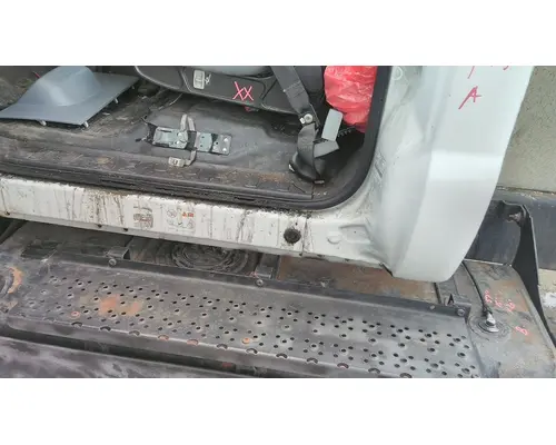 FORD F650SD (SUPER DUTY) CAB