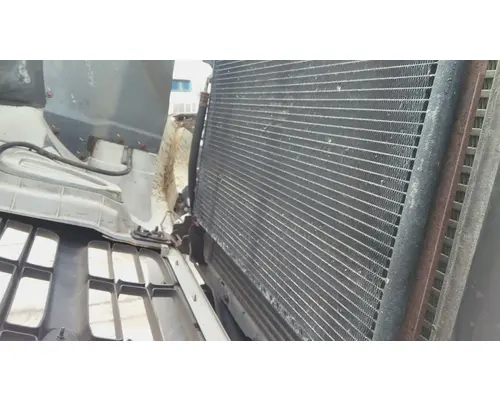 FORD F650SD (SUPER DUTY) COOLING ASSEMBLY (RAD, COND, ATAAC)