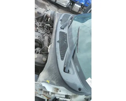 FORD F650SD (SUPER DUTY) COWL