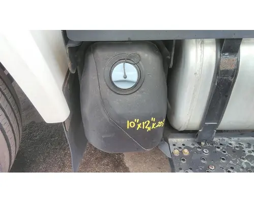 FORD F650SD (SUPER DUTY) DEF TANK