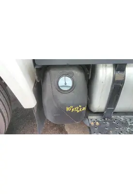 FORD F650SD (SUPER DUTY) DEF TANK