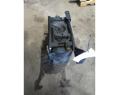 FORD F650SD (SUPER DUTY) DEF TANK
