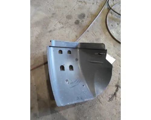 FORD F650SD (SUPER DUTY) FENDER, SPLASH SHIELDGUARD