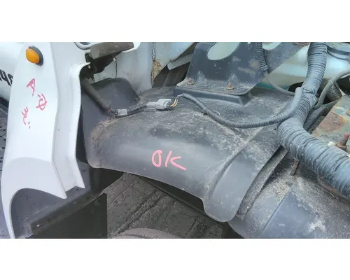 FORD F650SD (SUPER DUTY) FENDER, SPLASH SHIELDGUARD
