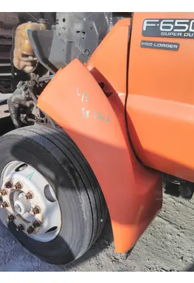 FORD F650SD (SUPER DUTY) FENDER EXTENSION