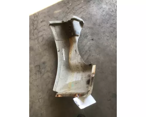 FORD F650SD (SUPER DUTY) FENDER EXTENSION