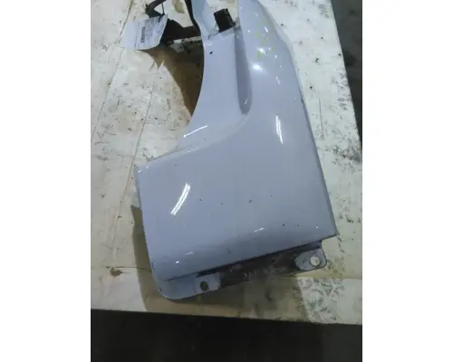 FORD F650SD (SUPER DUTY) FENDER EXTENSION