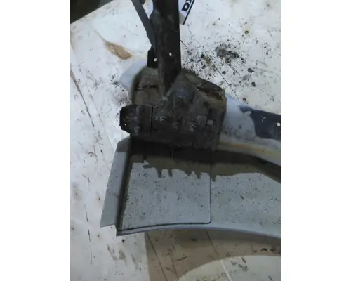 FORD F650SD (SUPER DUTY) FENDER EXTENSION