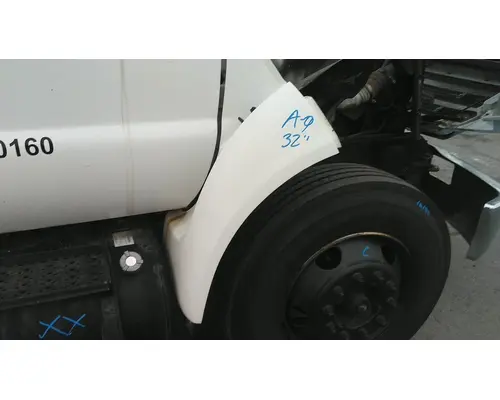 FORD F650SD (SUPER DUTY) FENDER EXTENSION