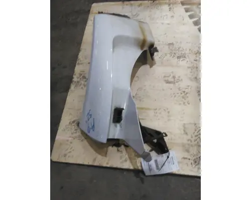 FORD F650SD (SUPER DUTY) FENDER EXTENSION
