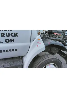 FORD F650SD (SUPER DUTY) FENDER EXTENSION