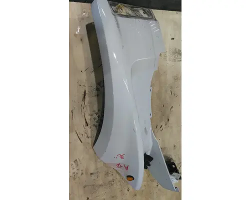 FORD F650SD (SUPER DUTY) FENDER EXTENSION