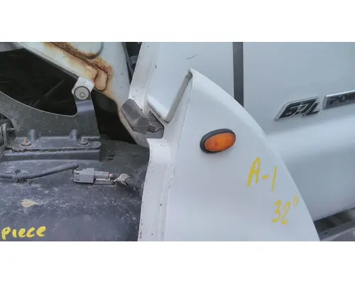 FORD F650SD (SUPER DUTY) FENDER EXTENSION