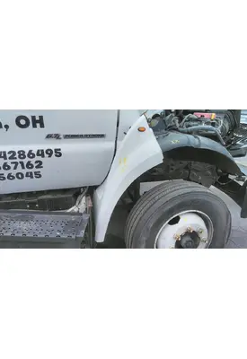 FORD F650SD (SUPER DUTY) FENDER EXTENSION