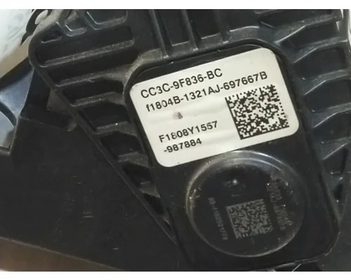 FORD F650SD (SUPER DUTY) FOOT PEDAL