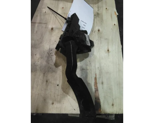 FORD F650SD (SUPER DUTY) FOOT PEDAL