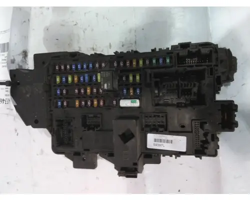 FORD F650SD (SUPER DUTY) FUSE BOX