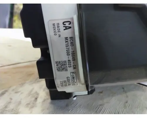 FORD F650SD (SUPER DUTY) GAUGE CLUSTER