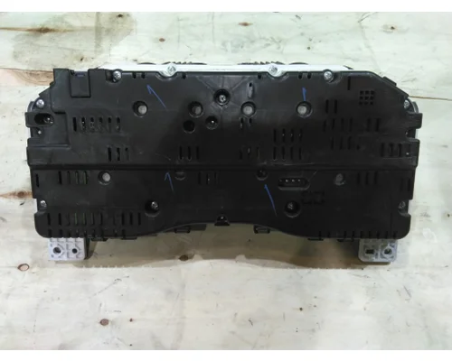 FORD F650SD (SUPER DUTY) GAUGE CLUSTER