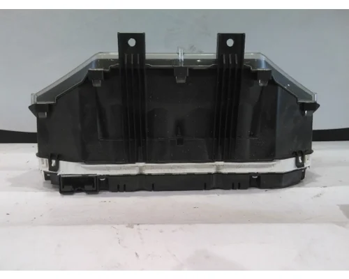 FORD F650SD (SUPER DUTY) GAUGE CLUSTER