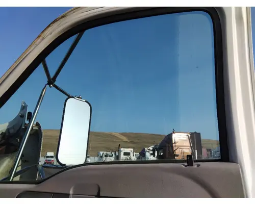 FORD F650SD (SUPER DUTY) GLASS, DOOR, FRONT