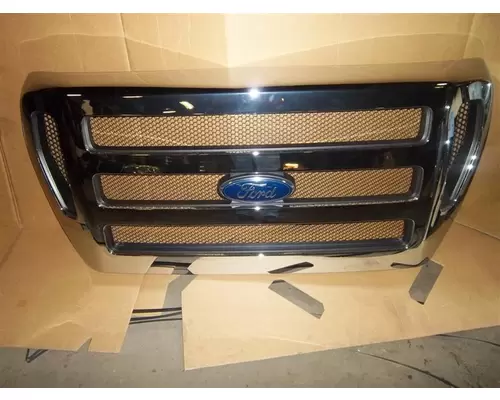 FORD F650SD (SUPER DUTY) GRILLE