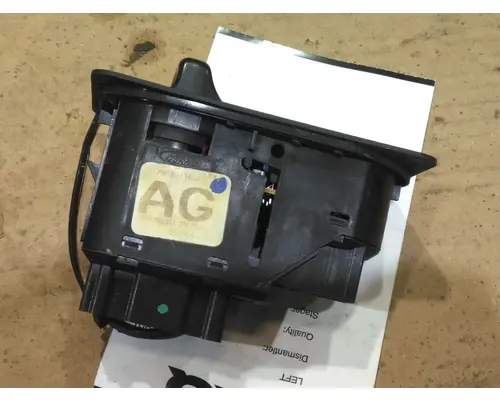 FORD F650SD (SUPER DUTY) HEADLAMP SWITCH