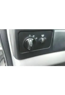 FORD F650SD (SUPER DUTY) HEADLAMP SWITCH