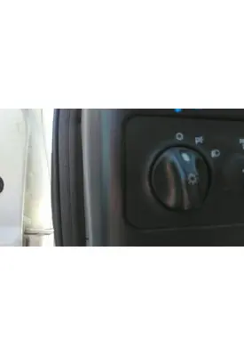 FORD F650SD (SUPER DUTY) HEADLAMP SWITCH