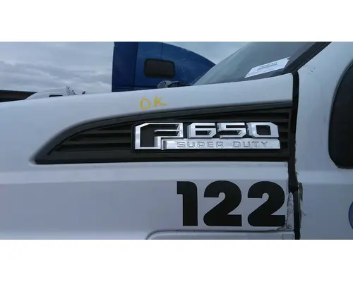 FORD F650SD (SUPER DUTY) HOOD ORNAMENT