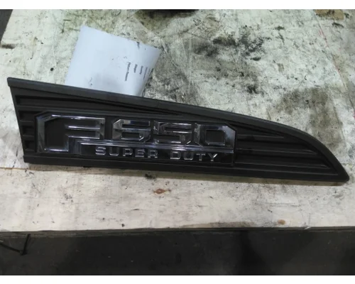 FORD F650SD (SUPER DUTY) HOOD ORNAMENT