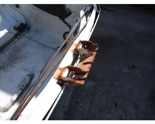 FORD F650SD (SUPER DUTY) HOOD