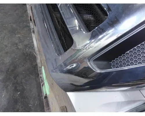 FORD F650SD (SUPER DUTY) HOOD