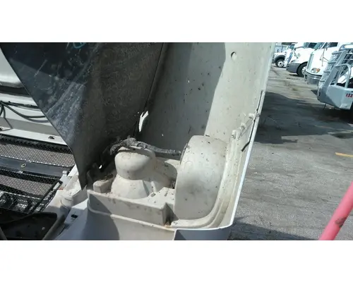 FORD F650SD (SUPER DUTY) HOOD