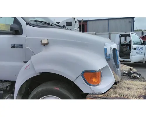 FORD F650SD (SUPER DUTY) HOOD