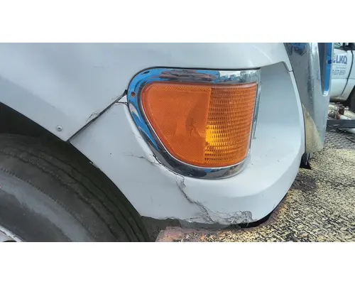 FORD F650SD (SUPER DUTY) HOOD